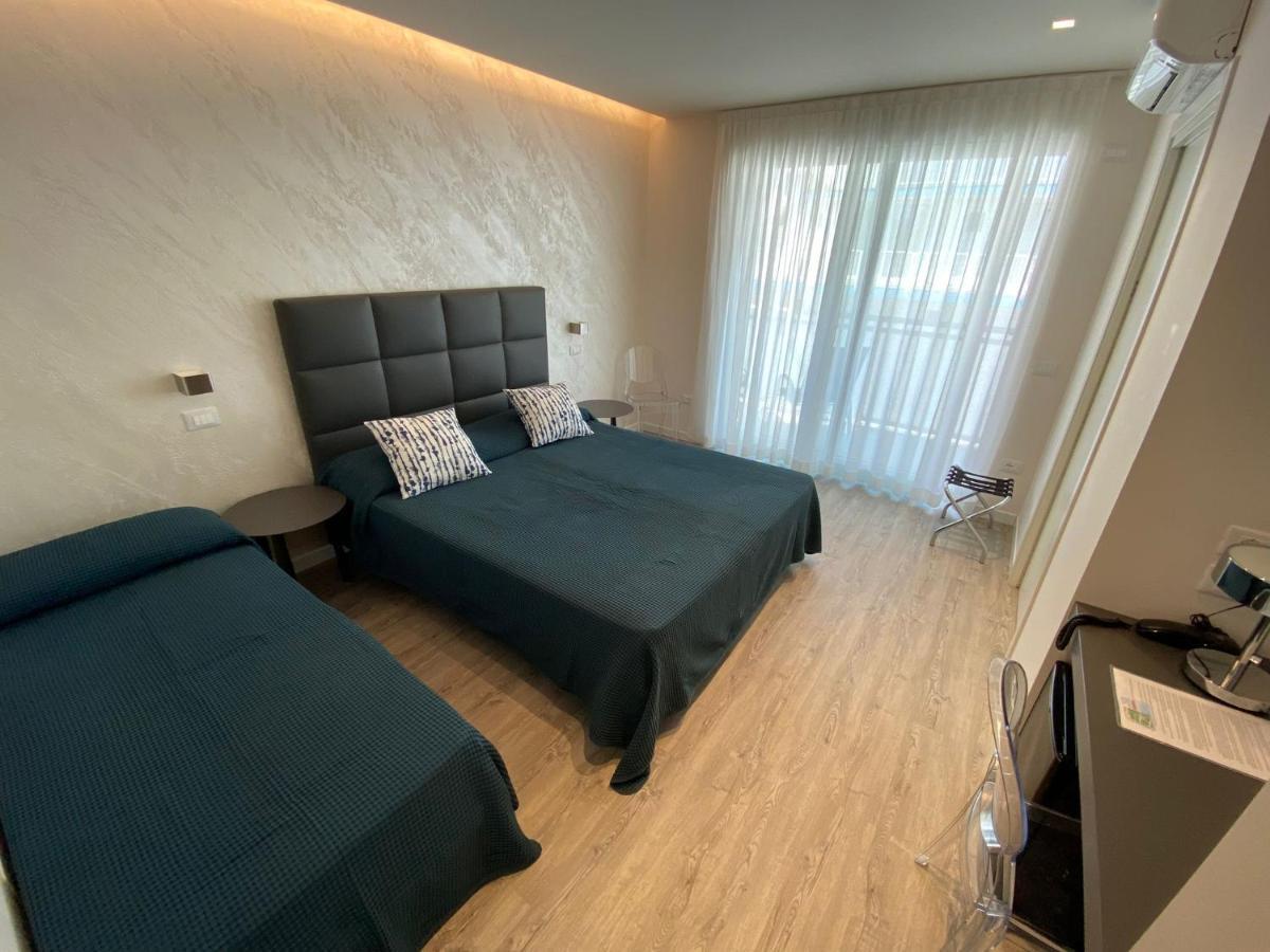 Hotel Castiglione Lignano Sabbiadoro Extérieur photo