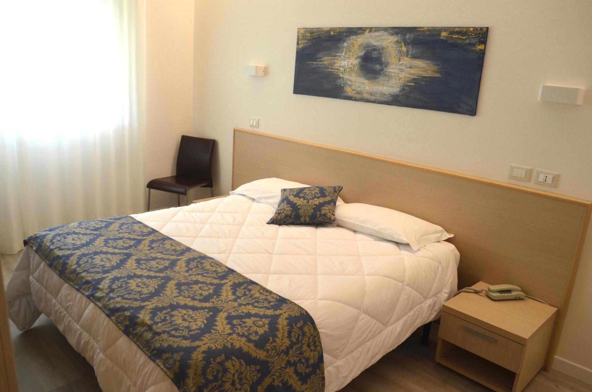 Hotel Castiglione Lignano Sabbiadoro Extérieur photo