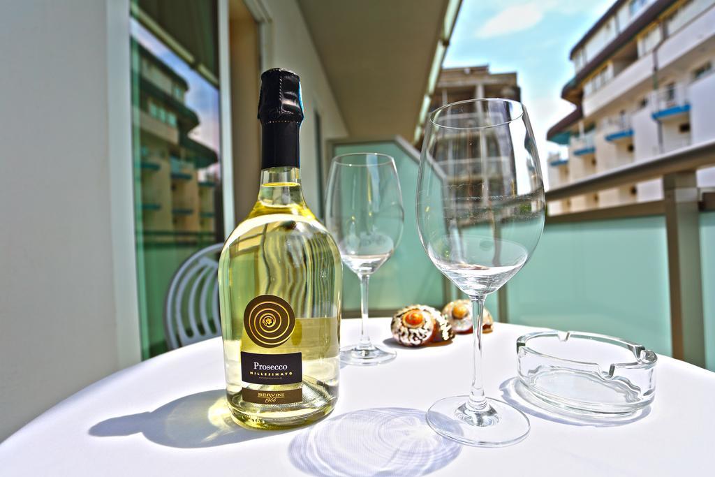 Hotel Castiglione Lignano Sabbiadoro Extérieur photo